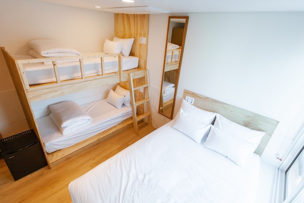 Фото Step Inn Myeongdong 1