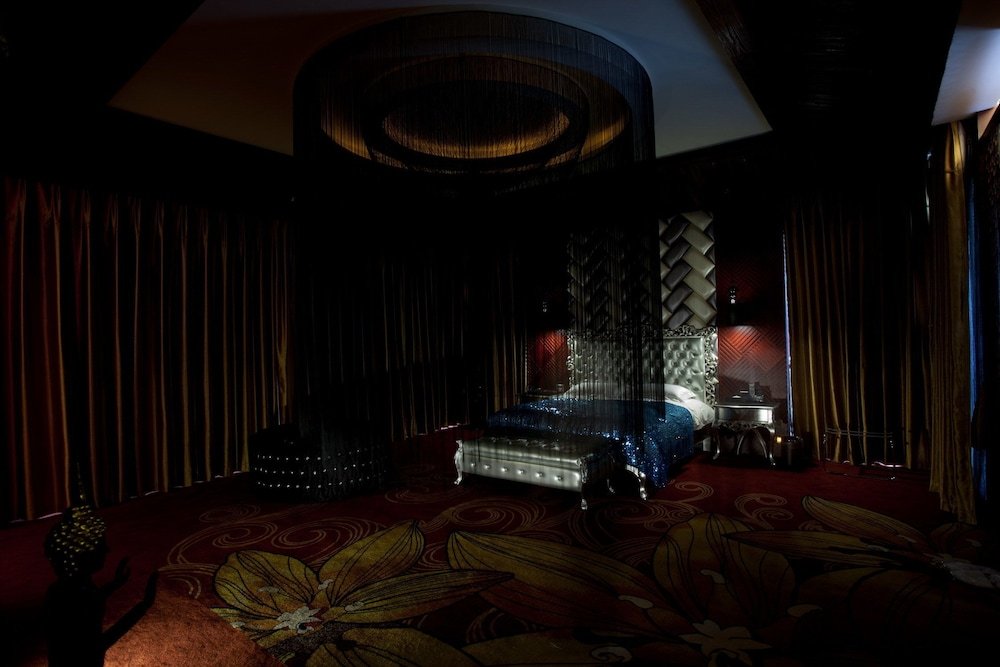 Фото Luxurious Romantic Hotel