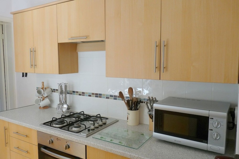 Фото 3-bed House With Superfast Wi-fi, Dw Lettings 15vr