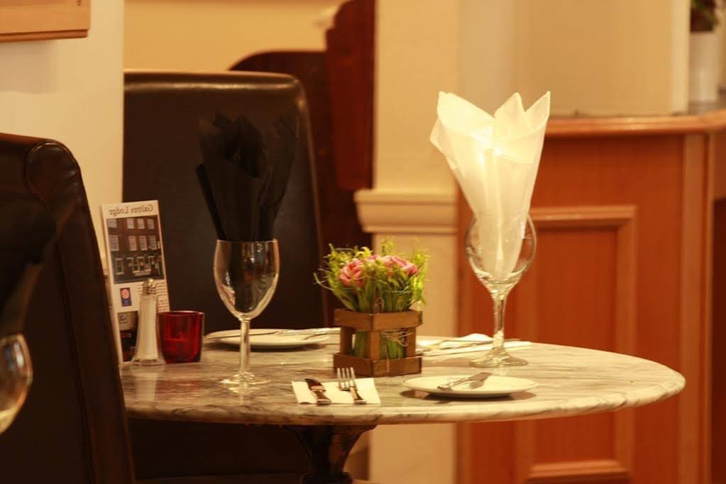 Фото Galtres Lodge Hotel