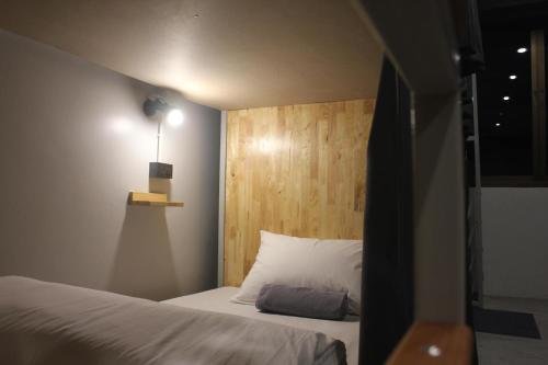 Фото Ekanek Hostel Bangkok - Adults Only