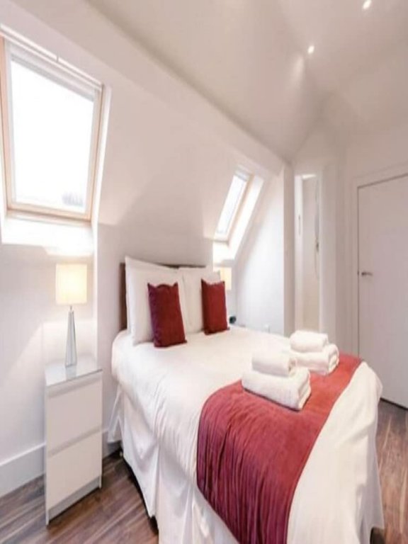 Фото Roomspace Apartments Friar House