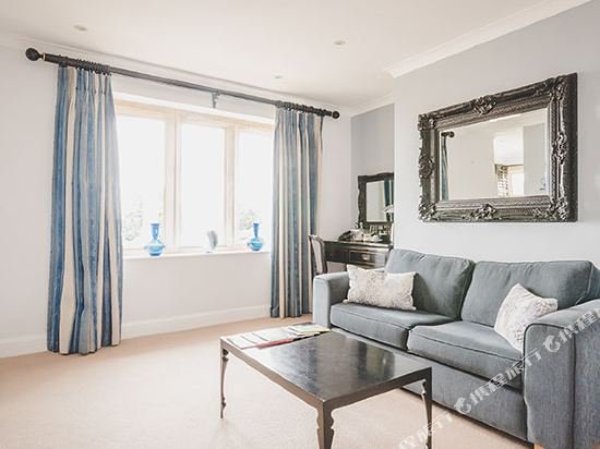 Фото Holm House Hotel