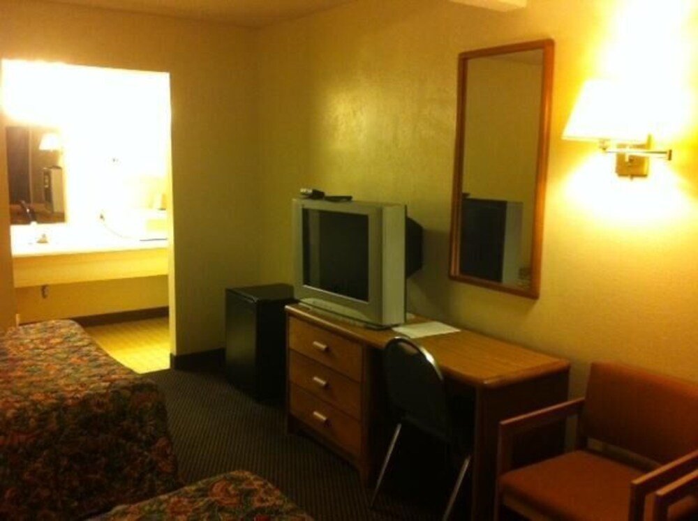 Фото Landmark Inn