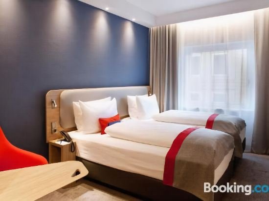 Фото Holiday Inn Express Frankfurt Airport-Raunheim, an Ihg Hotel