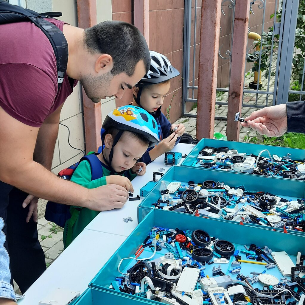 Further education The era of robots, Pushkino, photo