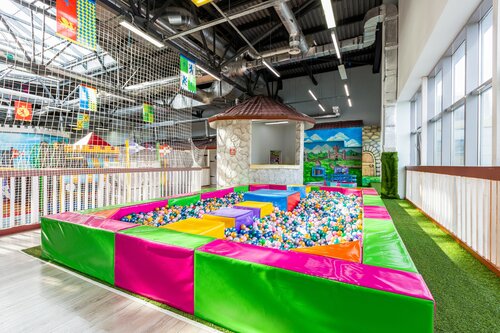 Анасы мен баласы ас үйде жыныстық қатынасқа түсуде