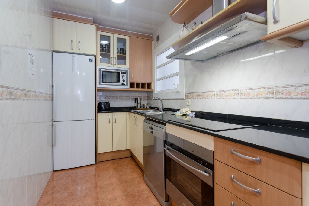 Фото Gaudi Apartments Barcelona