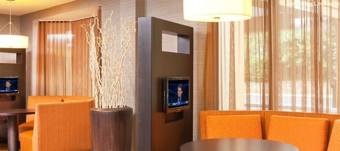 Фото Courtyard by Marriott Hartford Manchester