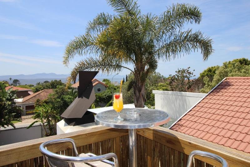 Фото La Boheme Bed and Breakfast