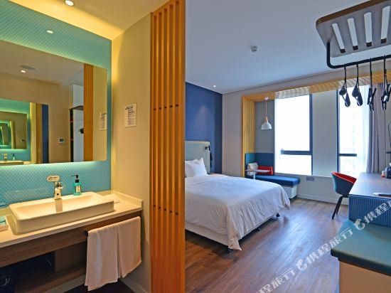 Фото Holiday Inn Express Hangzhou Binjiang
