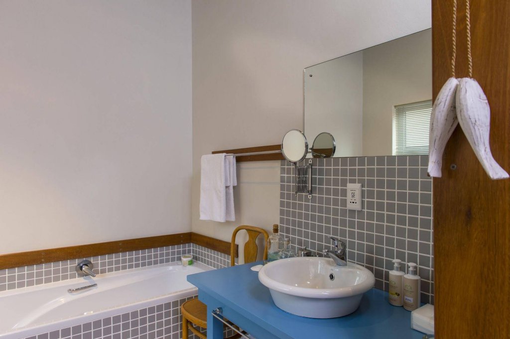 Фото Whalesong Lodge