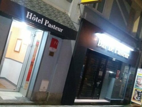 Гостиница Hôtel Bar Pasteur в Бресте