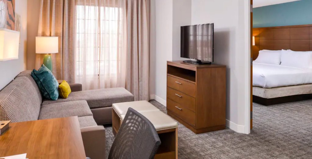 Фото Staybridge Suites Indianapolis Downtown - Convention Center, an Ihg Hotel