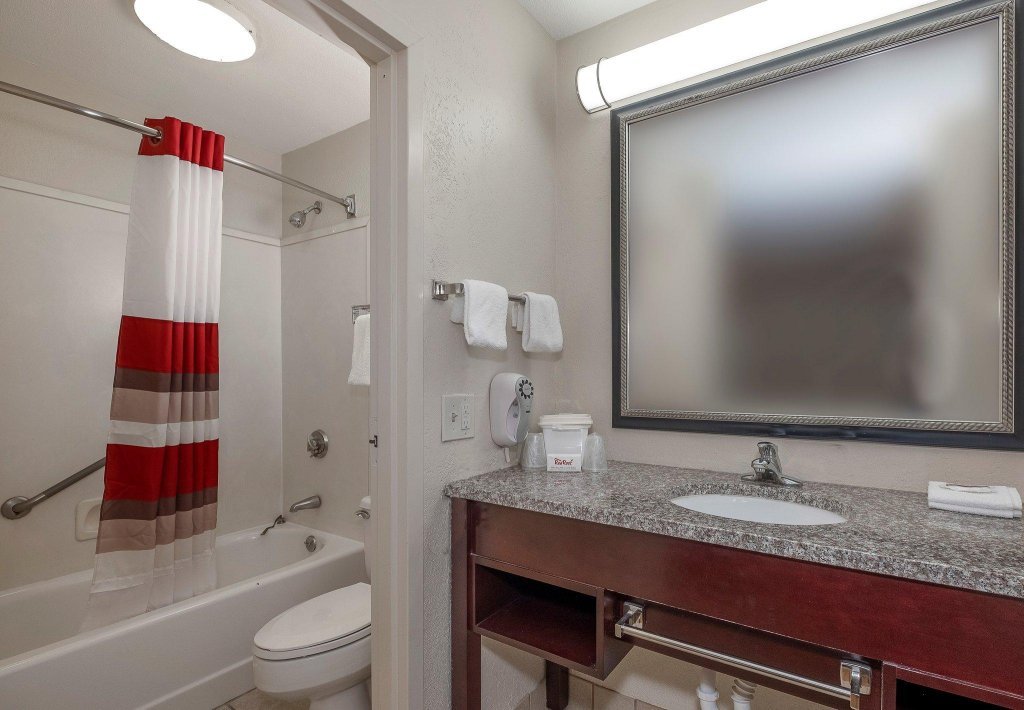 Фото Red Roof Inn Gulfport - Biloxi Airport