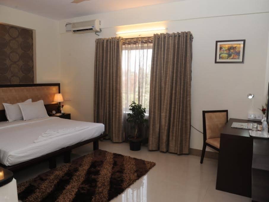 Фото Отель The Byke Signature