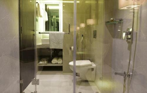 Фото The Flora Grand