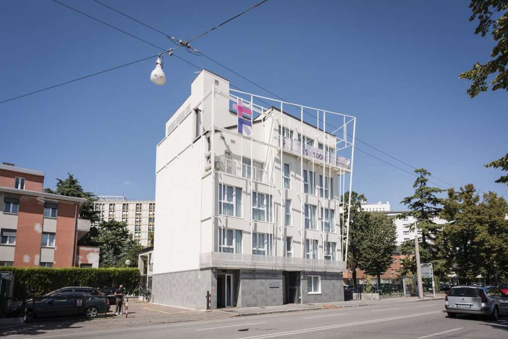 Фото отеля 1