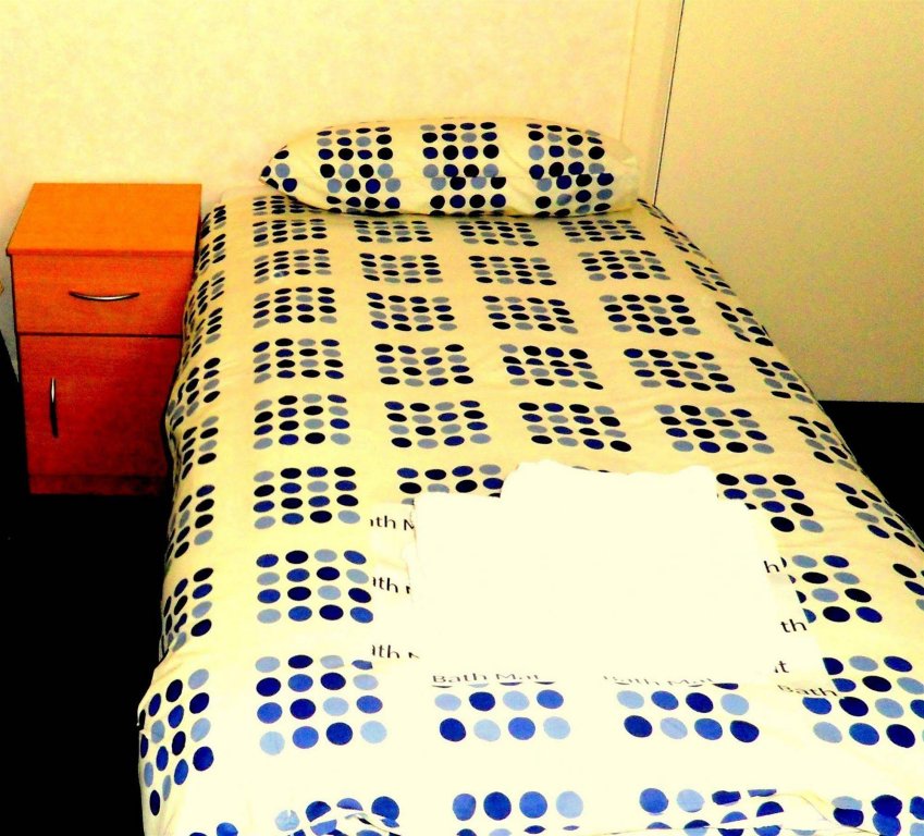 Фото Heathrow Lodge