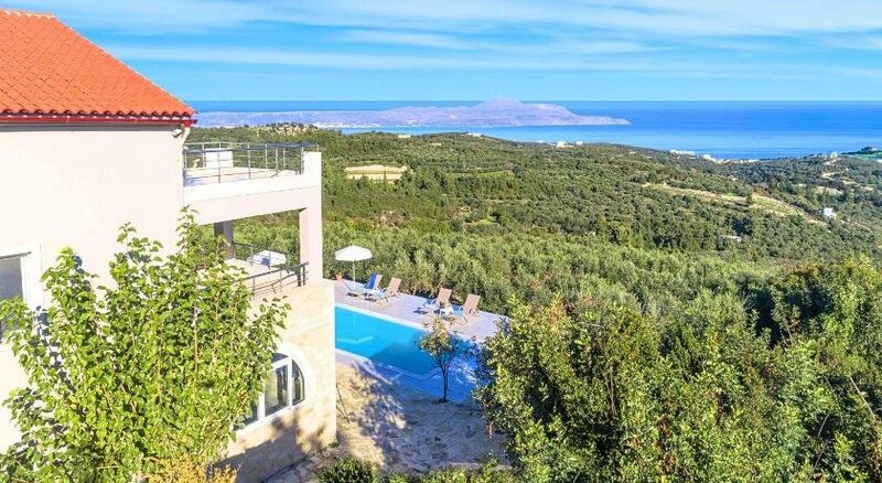 Cretan Family Villa Heated Pool