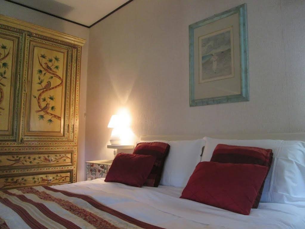 Фото B&b Villa Adriana