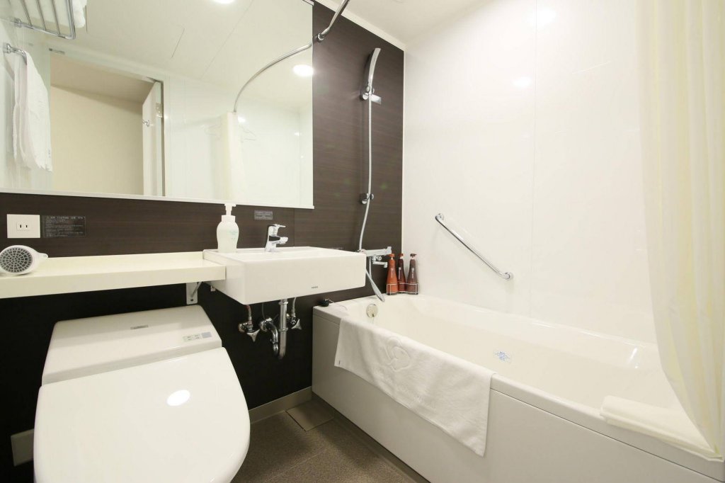 Фото Daiwa Roynet Hotel Osaka Kitahama