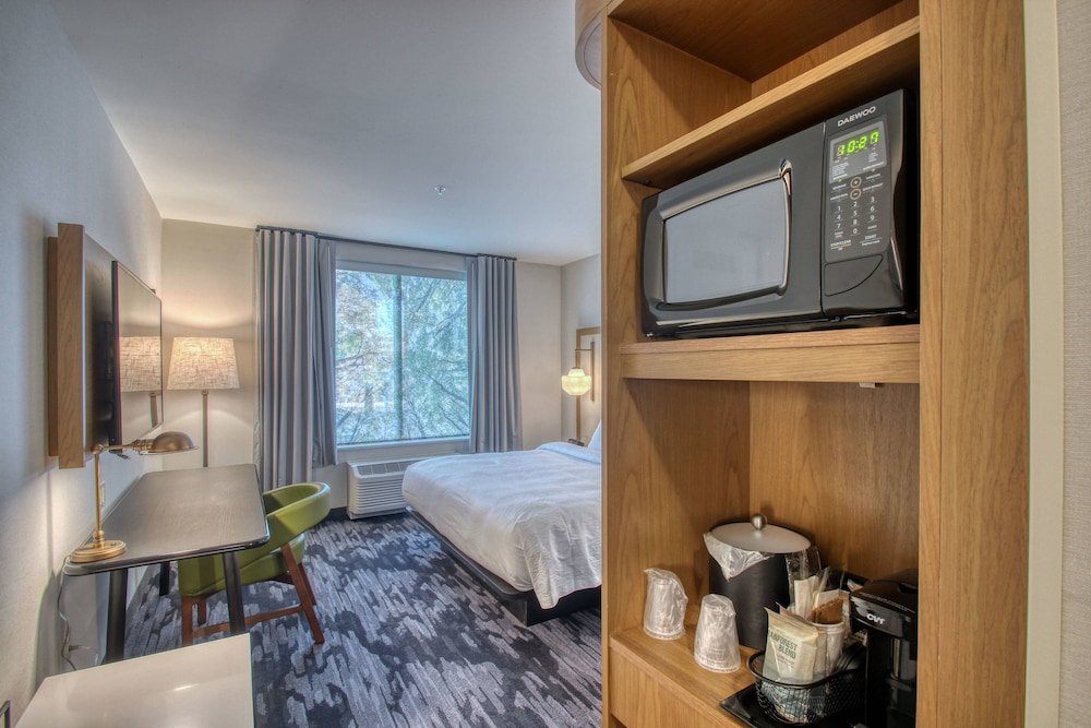 Фото Fairfield Inn & Suites by Marriott Appleton