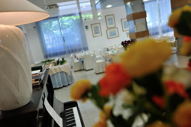 Фото Hotel Salus