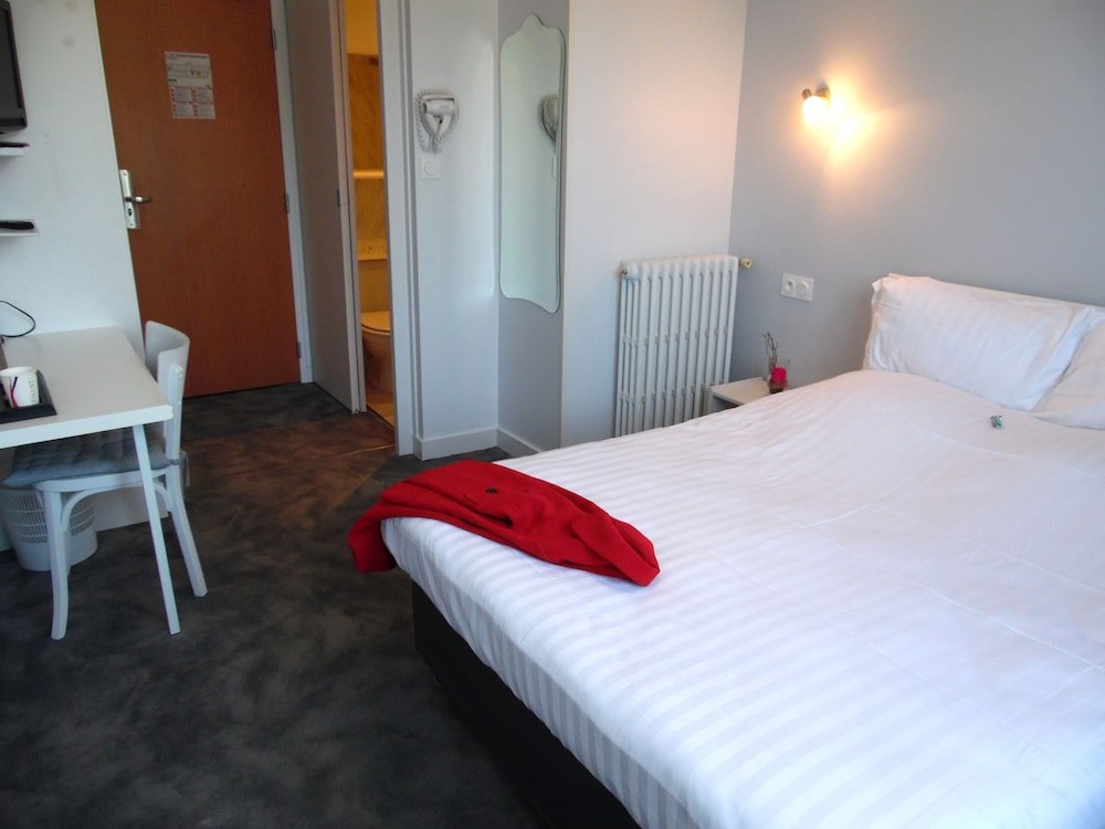 Фото Hôtel Chante-Grelet