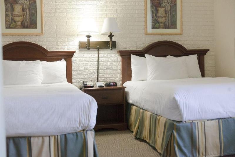 Фото Inns Of Virginia - Arlington