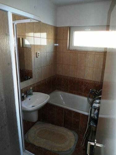 Гостиница Károly Vendégház в Зале