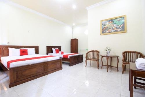 Фото RedDoorz Syariah @ Jalan Dieng