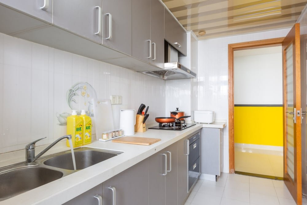 Фото Locals Boutique Apartment Qianshan No. 6