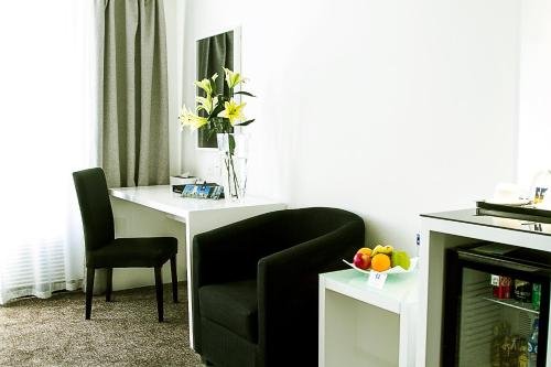 Фото Khuvsgul Lake Hotel