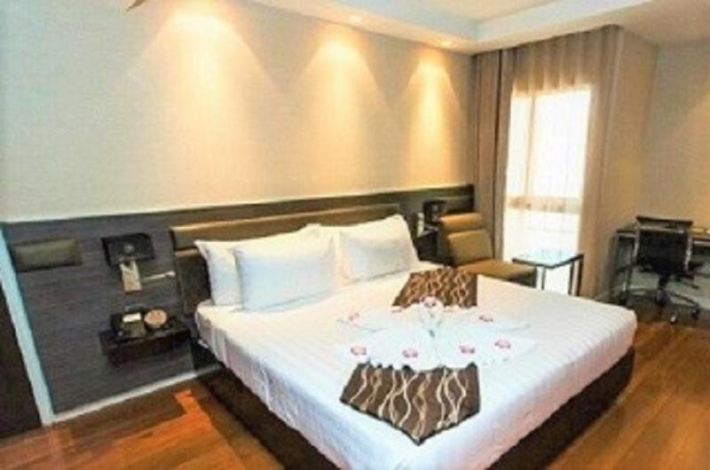 Фото Amora NeoLuxe Hotel