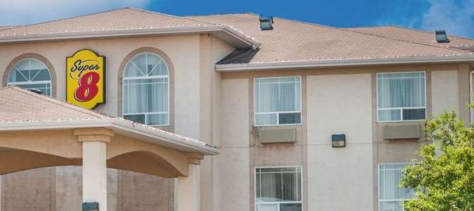 Фото Super 8 by Wyndham High River Ab