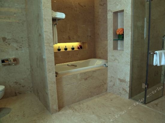 Фото Guangzhou Changfeng Gloria Plaza Hotel