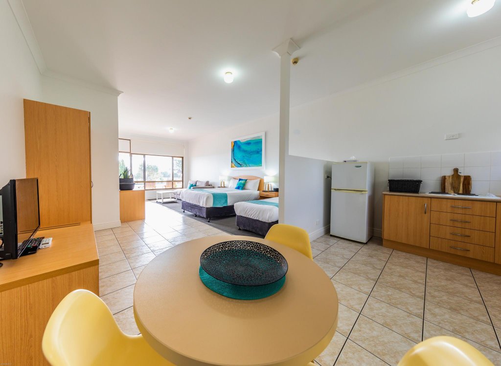 Фото Coast motel and apartments