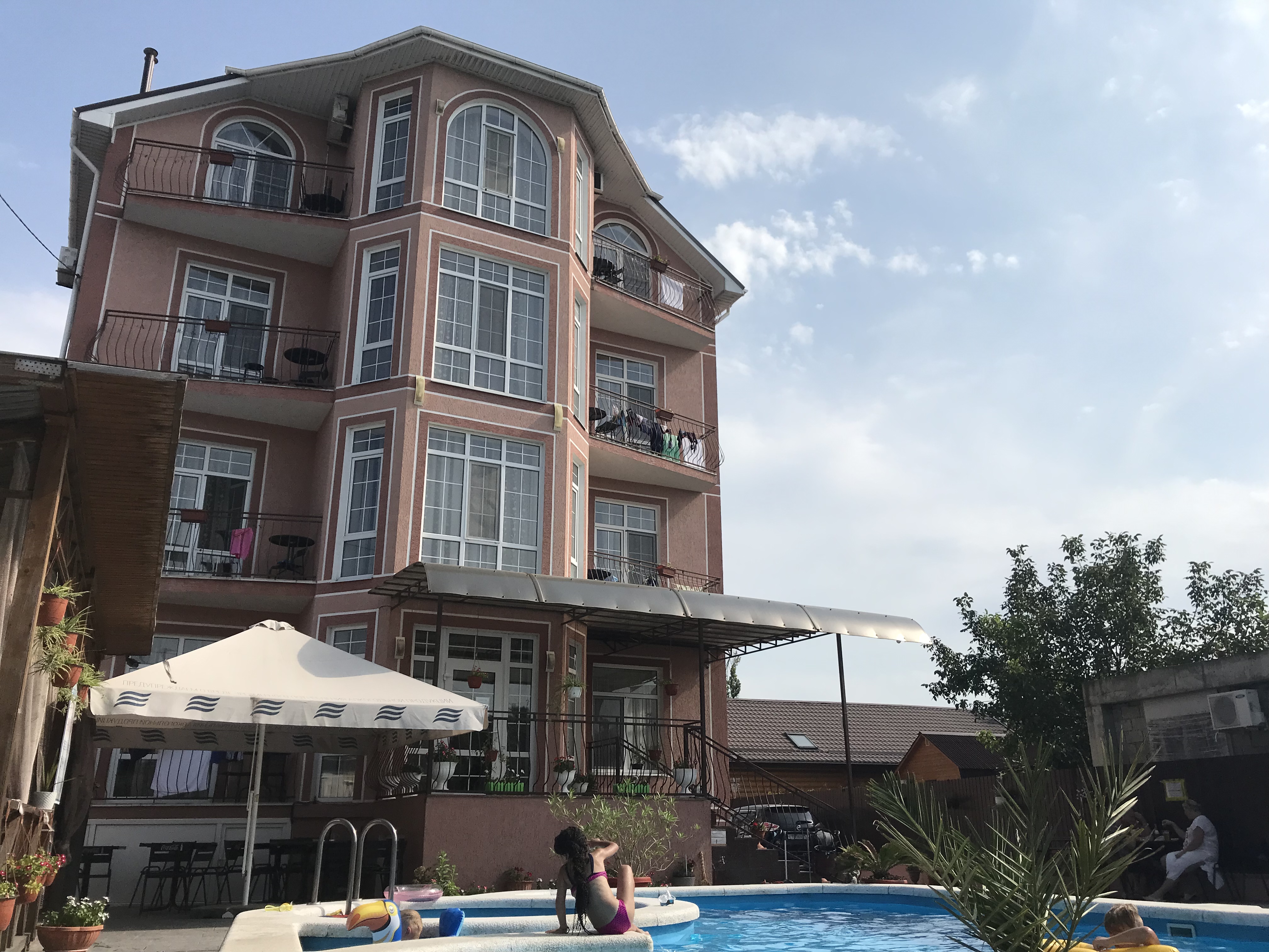 Фото Селини