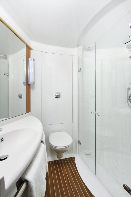 Фото ibis Belfast City Centre Hotel