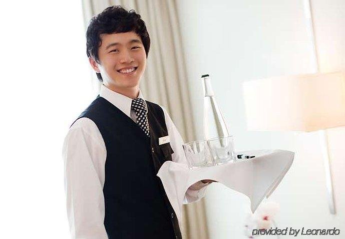 Фото Melbourne Marriott Hotel