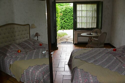 Гостиница Les Demoiselles в Боне