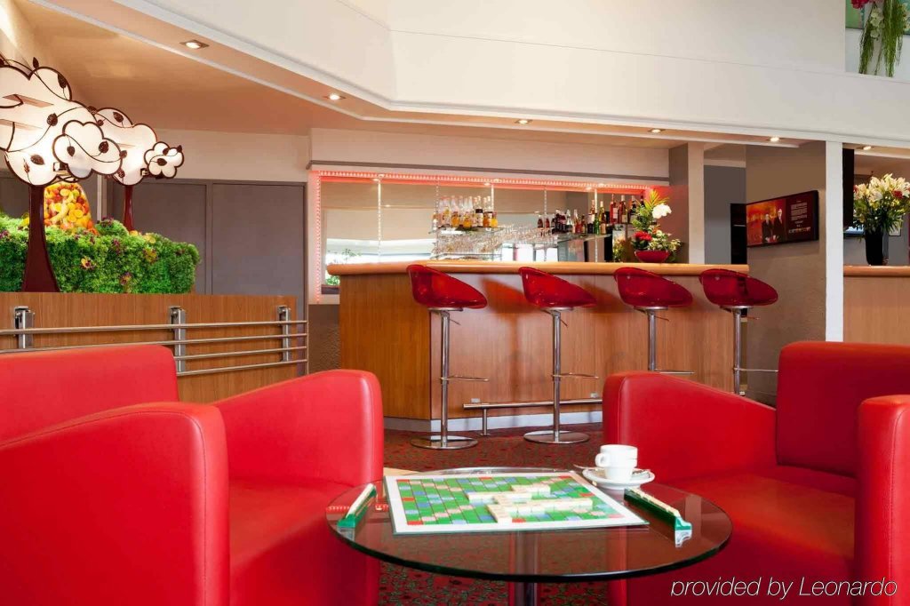 Фото Hotel ibis Nemours