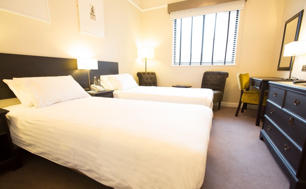 Фото White Hart Hotel