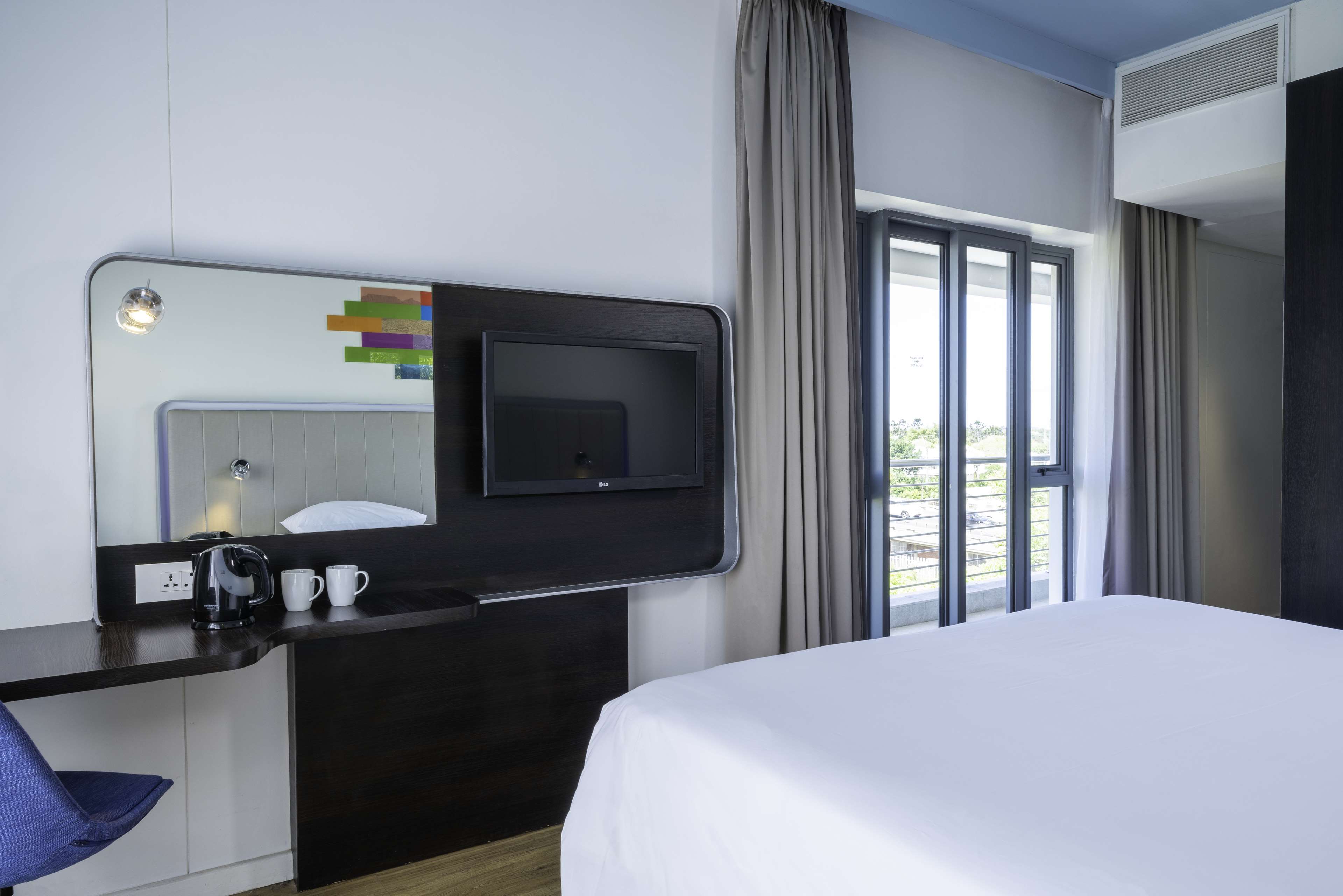 Фото Park Inn by Radisson Cape Town Newlands