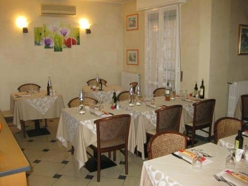 Гостиница Albergo Edera в Сальсомаджоре-Терме