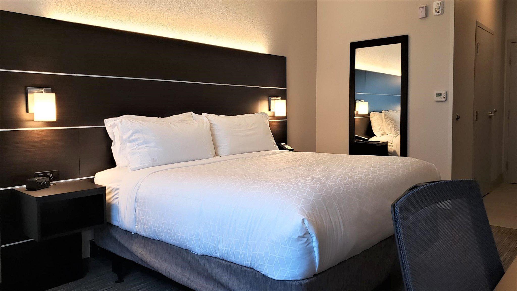 Фото Holiday Inn Express & Suites Hood River, an Ihg Hotel