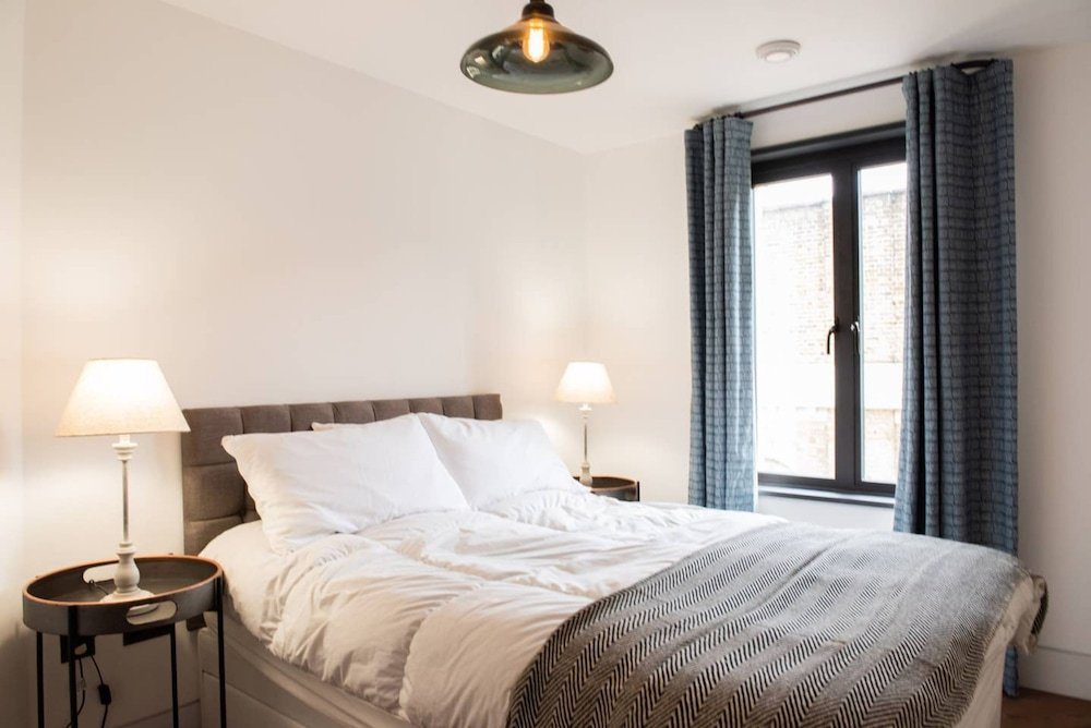 Фото Modern Flat - 2 Bed 2 Bath nr Farringdon