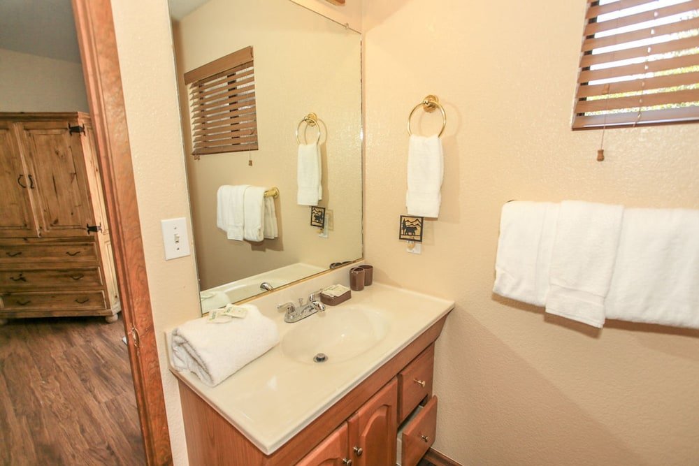 Фото Meadow Retreat-1670 by Big Bear Vacations