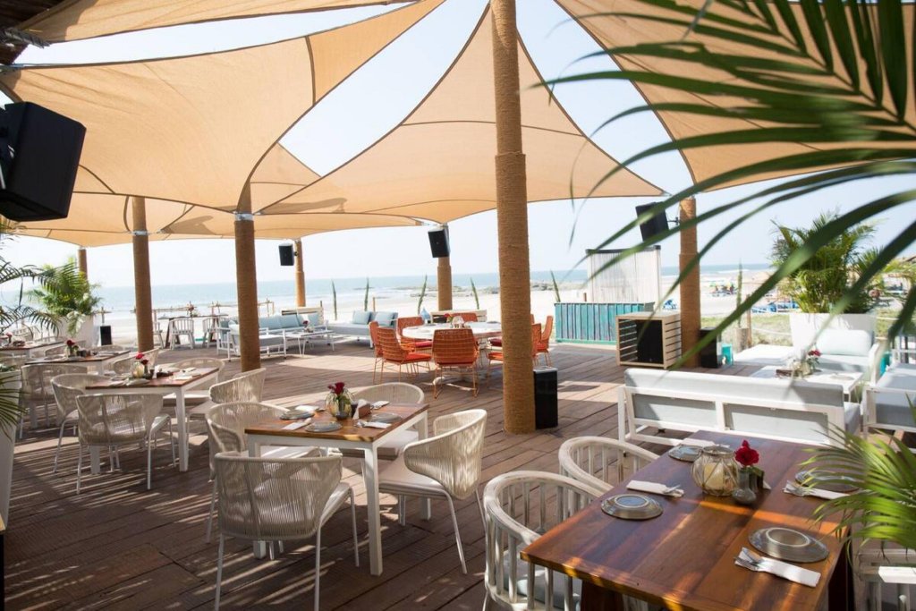 Фото Living Room Beach Resort